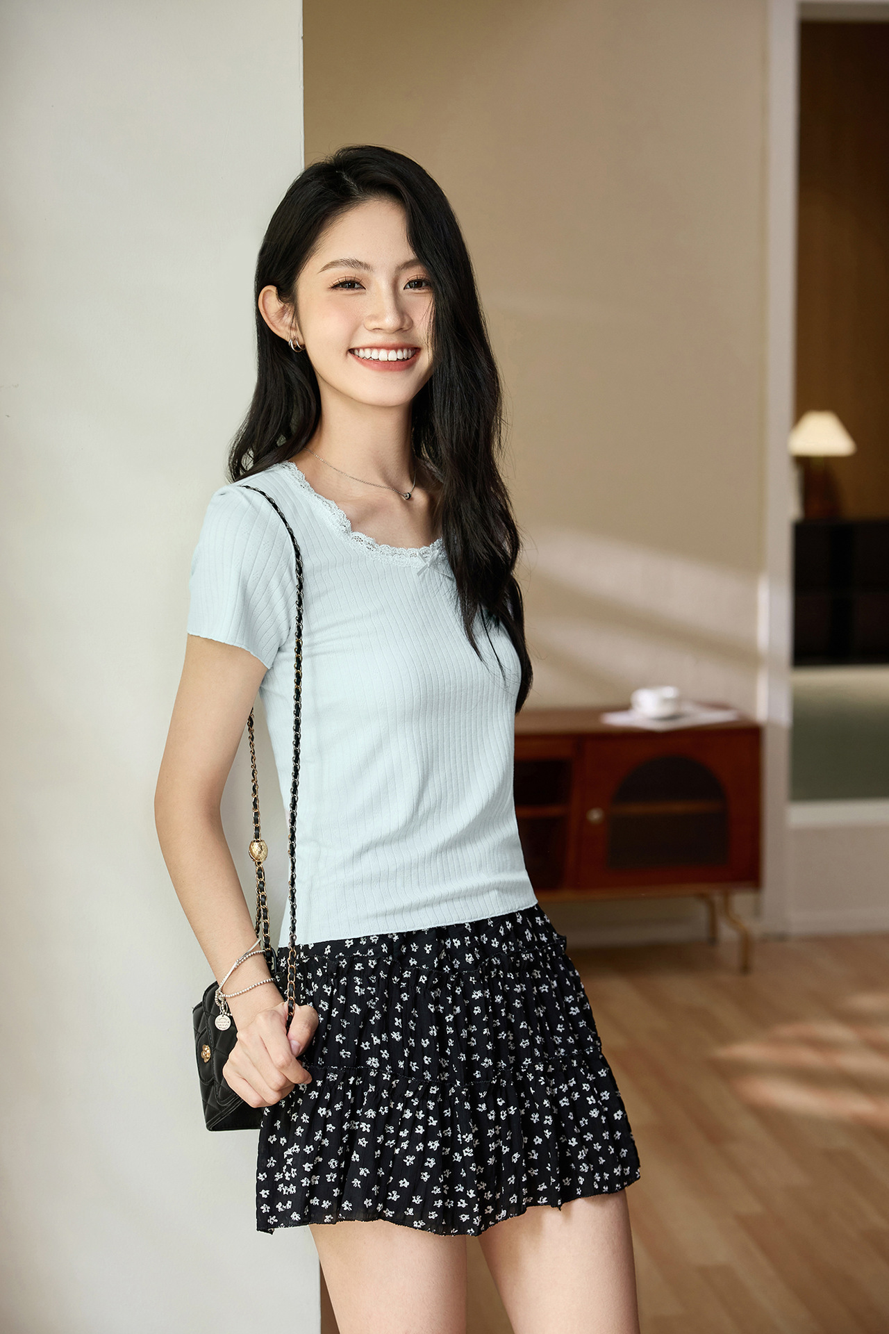 hmqViviiyNSAyin+WuaUt9Ly9Vn2porTxgk3