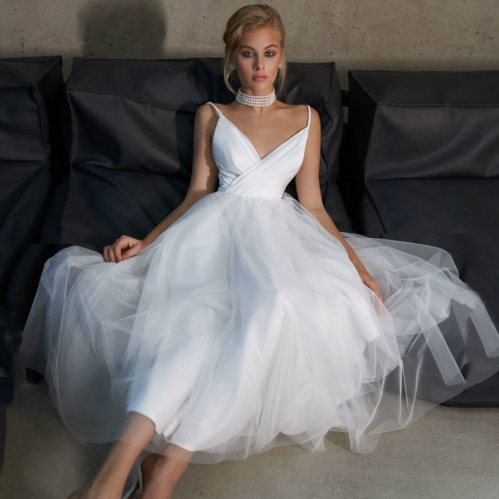 Vestido de novia de longitud media, estilo europeo y americano, para comercio exterior, Amazon, AliExpress, Wish, sexy, con cuello en V, con tirantes, sencillo.