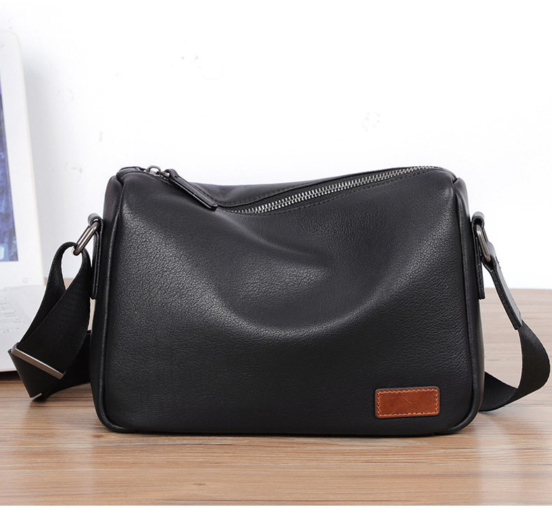Túi đeo chéo nam da bò thật dạng hộp nhỏ 29×11×17 cm — Màu đen chi tiết 3