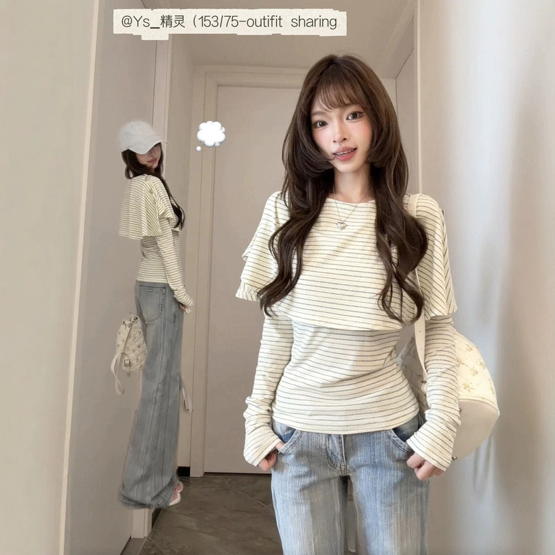 Korean-style striped faux two-piece shawl long-sleeve T-shirt for women, slim-fit, paired with low-rise jeans and a stylish top Korean-style striped faux two-piece shawl long-sleeve T-shirt for women, slim-fit, paired with low-rise jeans and a stylish top