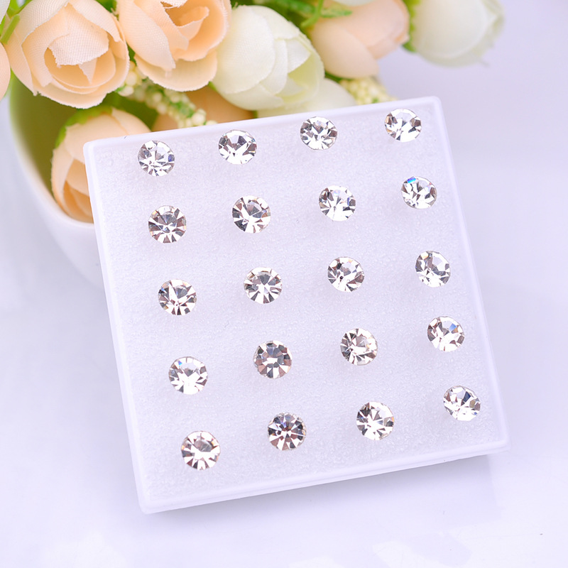 Pendientes de resina, pendientes de plástico, juego de joyería para oreja de mujer, aretes de hueso de la oreja, aretes pequeños en caja, aretes de hueso de la oreja PDD al por mayor