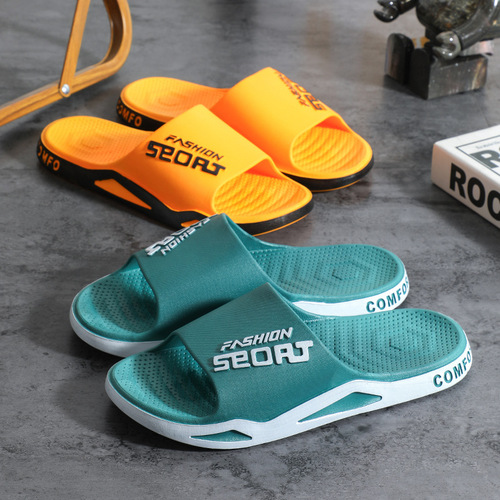 2024 New Men's Slippers Trendy Outdoor Wear Home Indoor Couple Bathroom Anti-Slip Cool Slippers Summer Men
