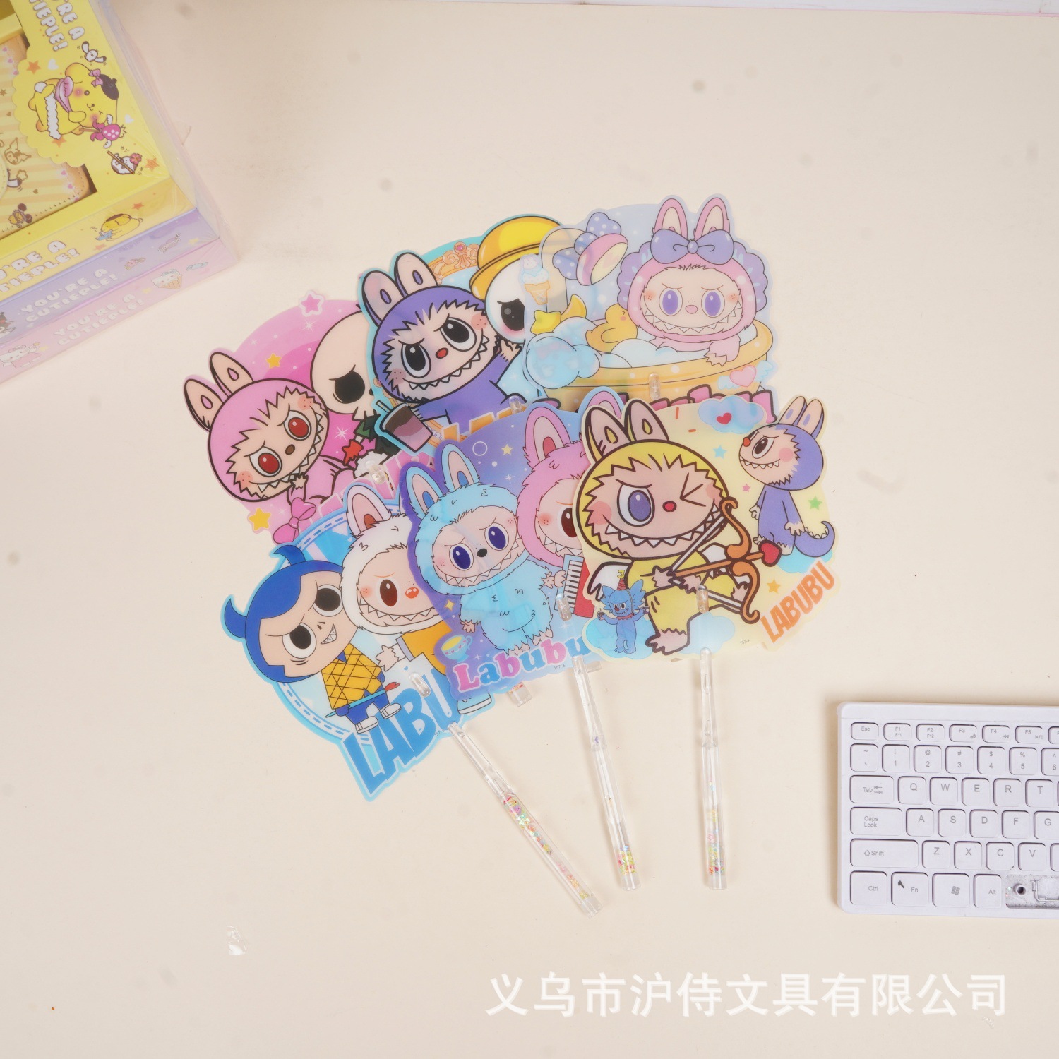 New Labubu quicksand hand-held fan cartoon cute plastic frosted hand…