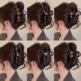 耳环;项链;耳钉