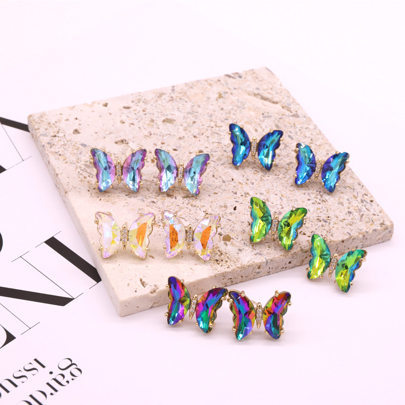 Mode Bunte Kristall Fee Schmetterling Kupfer Stud Ohrringe display picture 4