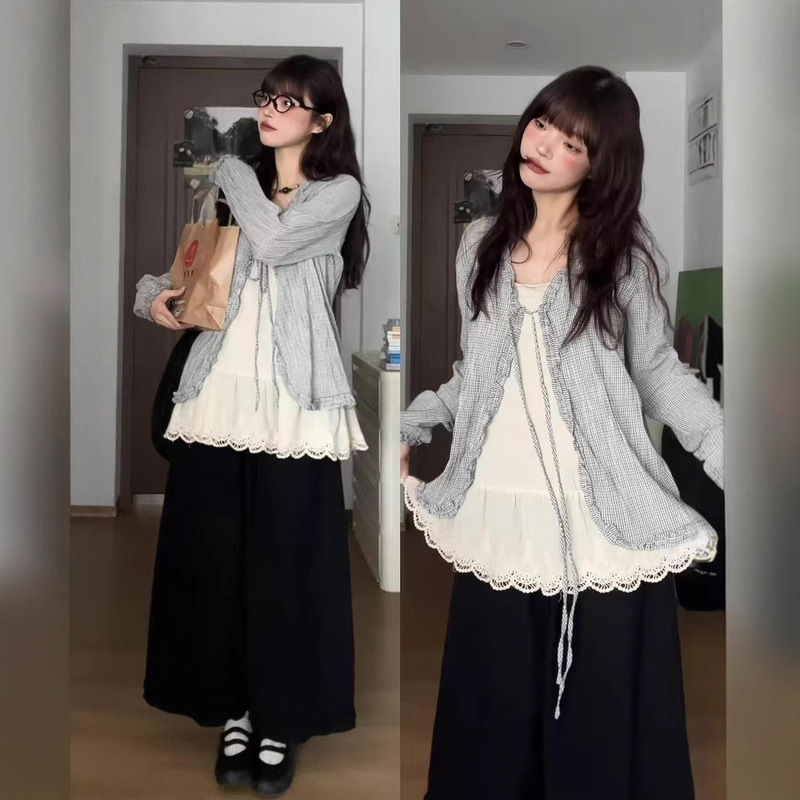2025 新しい夏の韓国服スーツ女性のレトロチェック柄レースアップブラウスサスペンダーカジュアルパンツ 3 点セットトレンディ|undefined