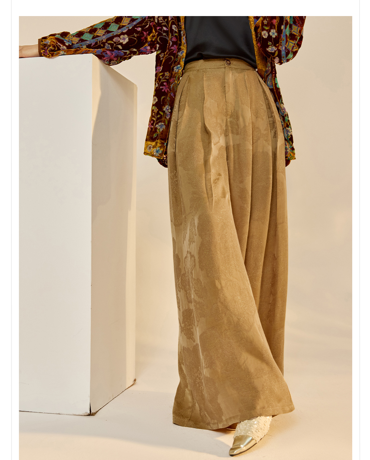 Quần ống rộng nữ phong cách Trung Hoa mới, chất rayon dệt vàng satin rủ — đen, Màu trắng nhạt, màu vàng chi tiết 10