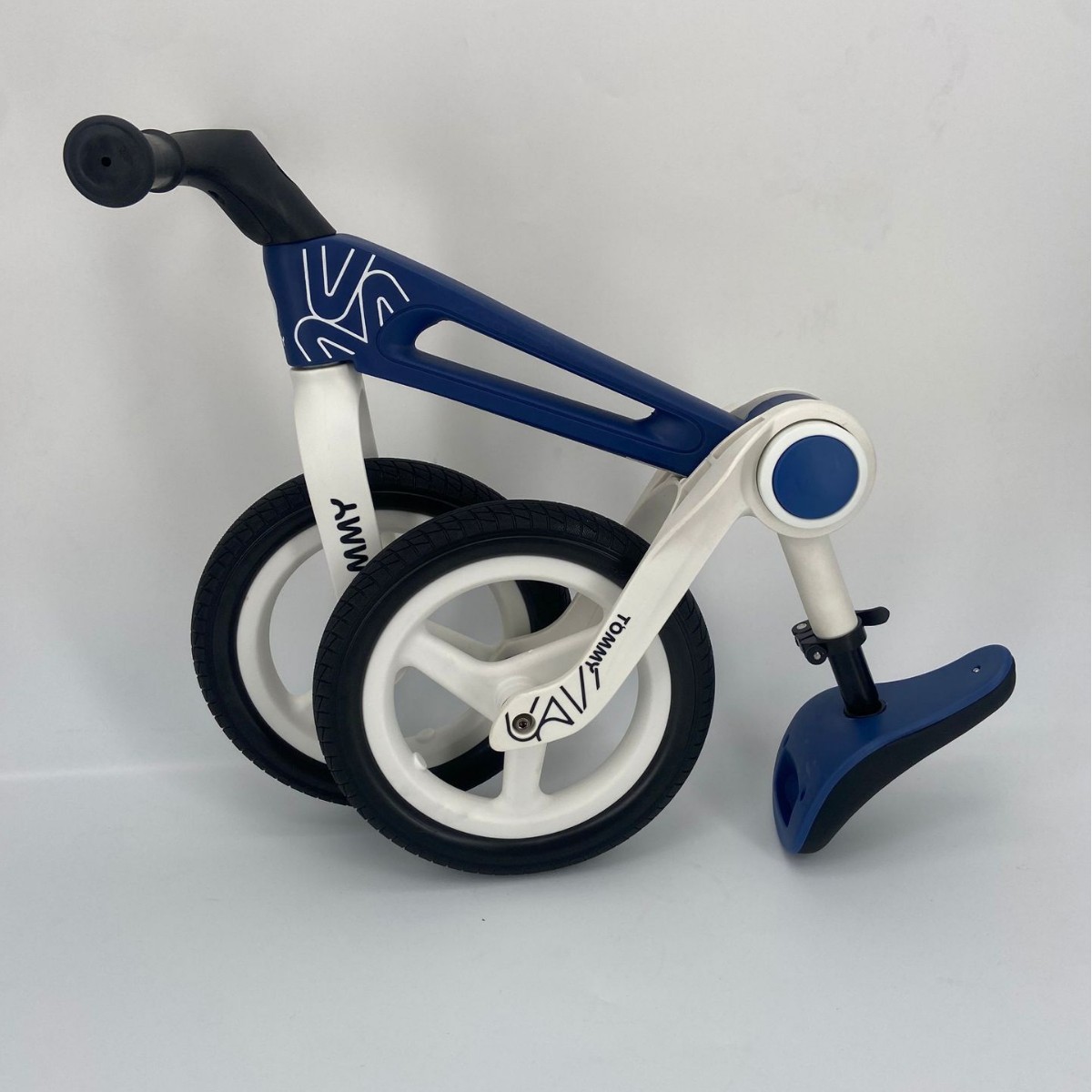 Meloto Baby Balance Bike for Toddlers Aged 2-6, Lightweight and Foldable, Suitable as a First Birthday Gift