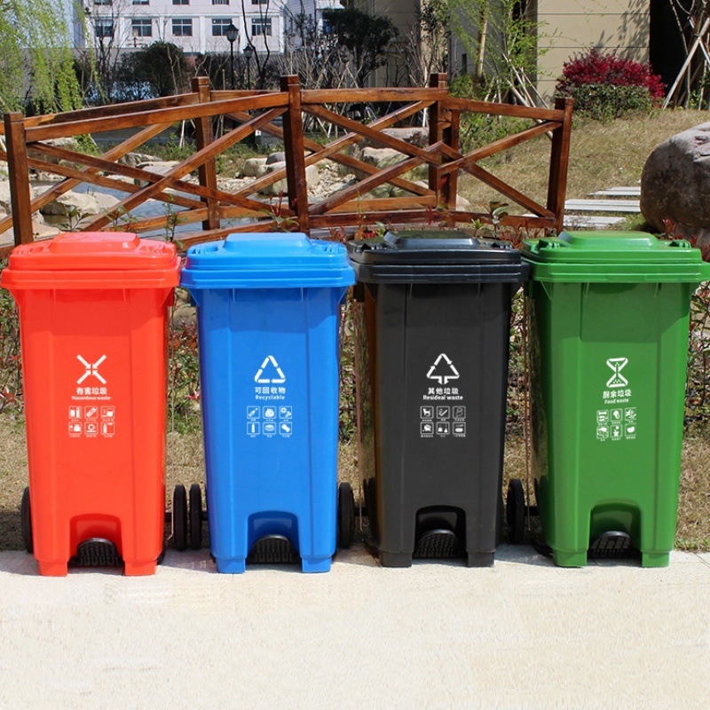 Cubos de basura de plástico para exterior de 120L/240L, con pedal y ruedas, para gestión de residuos o propiedades, fabricante