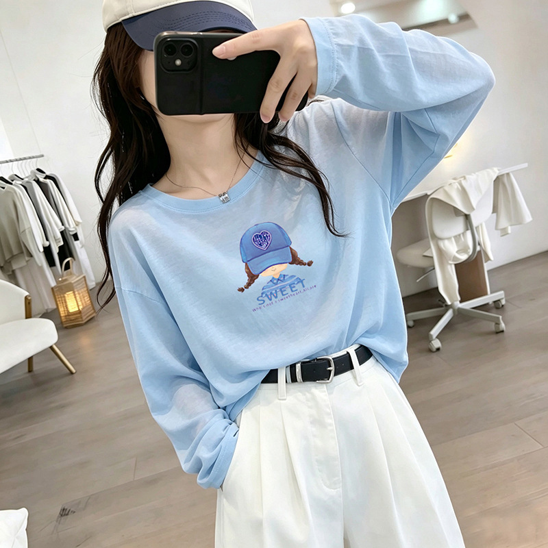 Unique and beautiful early summer top, Korean-style, age-reducing, blue long-sleeved T-shirt for women, loose and thin, snowflake cotton base layer Unique and beautiful early summer top, Korean-style, age-reducing, blue long-sleeved T-shirt for women, loose and thin, snowflake cotton base layer