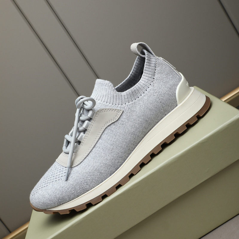 European trendy brand 2026 summer fly-knit sports casual shoes for men, fabric lace-up breathable low-top men's shoes European trendy brand 2026 summer fly-knit sports casual shoes for men, fabric lace-up breathable low-top men's shoes