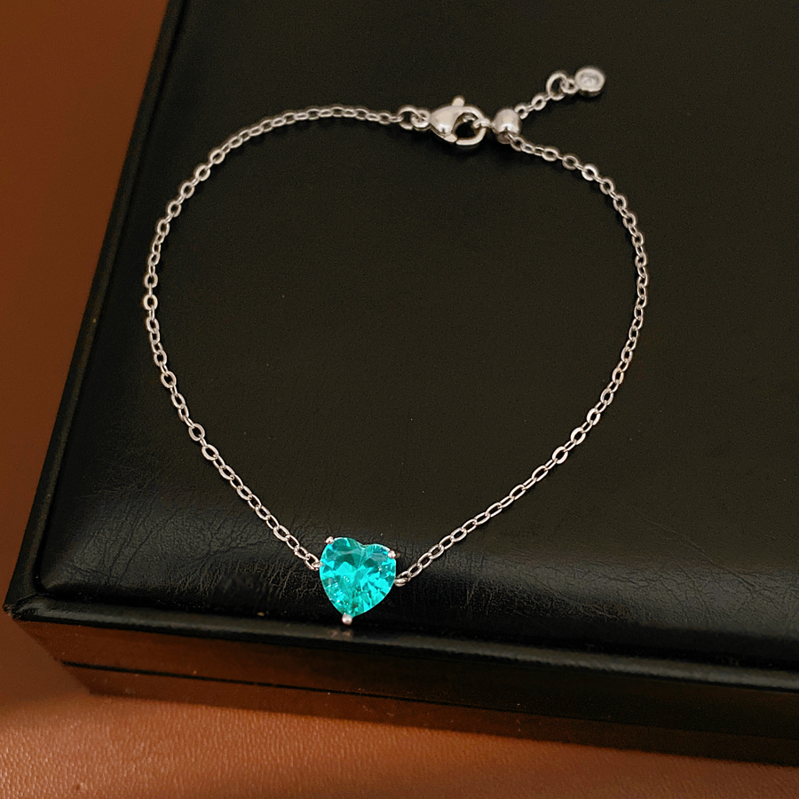 El estilo minimalista de la piedra del amor collar ligero lujo nicho cadena de clavícula personalidad temperamento de moda alta sensación conjunto de joyería