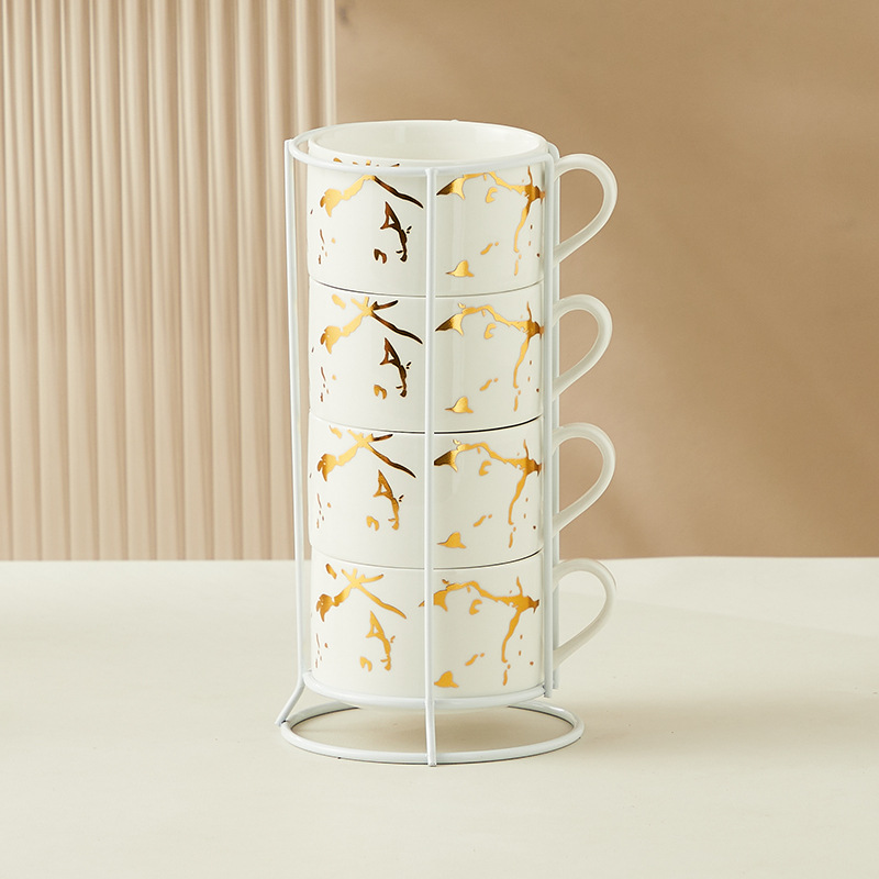 Creativo dorado Taza de cerámica taza hogar tridimensional apilada taza de cuatro piezas con marco de hierro taza de agua de café