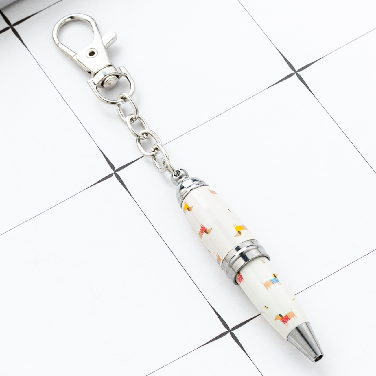 Keychain creativo mini bolígrafo de oficina estudiantes portátiles bolígrafo de bolsillo corto mini bolígrafo de metal