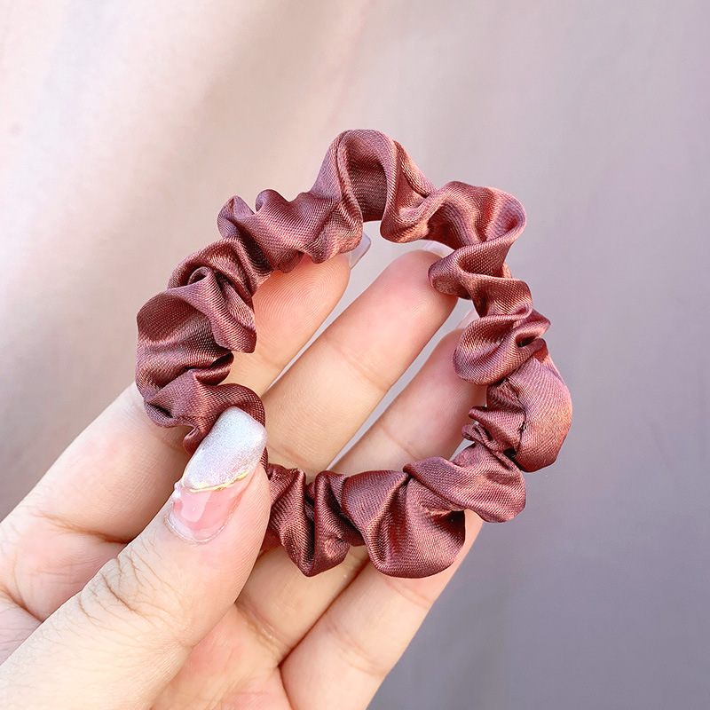 Simple Fashion Mulberry Silk Hair Scrunchies display picture 7