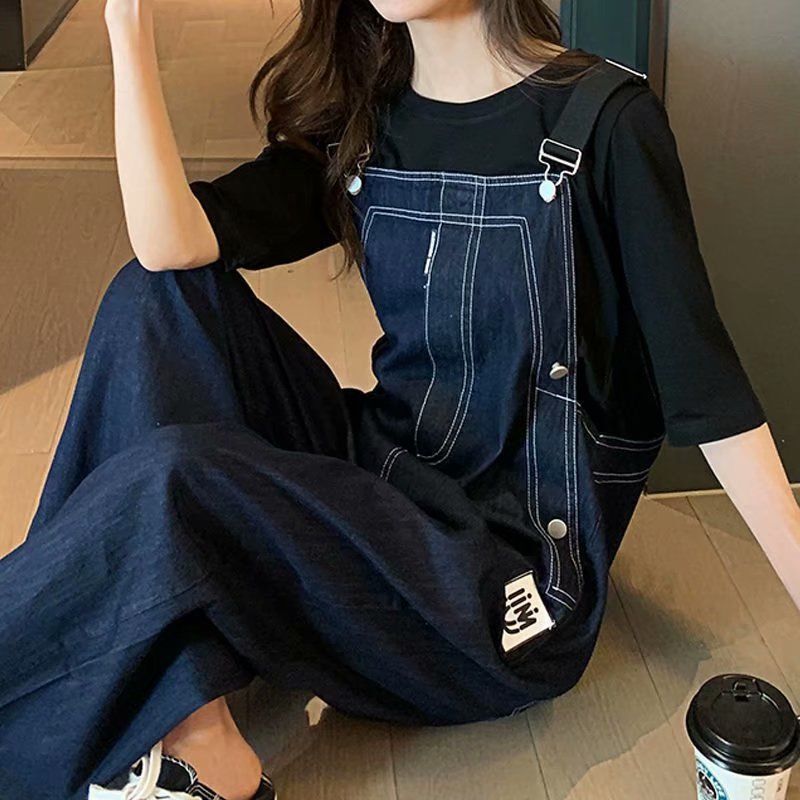 Age-reducing fashionable Denim suspender pants women's Korean-style loose slimming wide-leg pants ins retro plus size jumpsuit