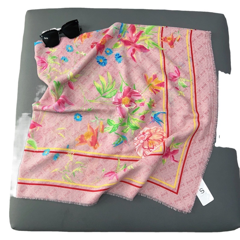 Día de la madre nueva flor decorativa mantón elegante suave gran tamaño protector solar toalla playa en stock Regalo para mamá