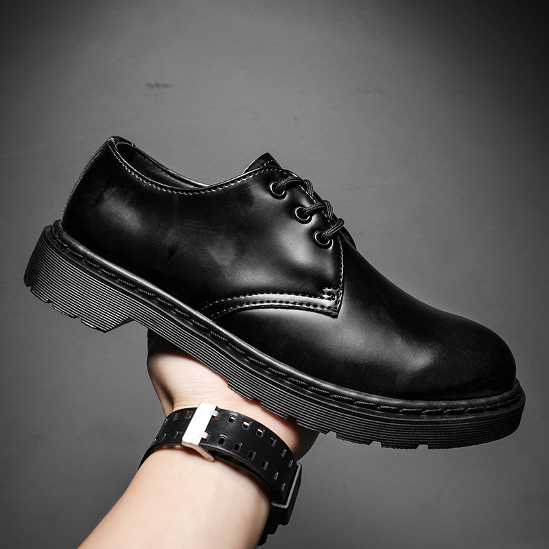 5133 black patent leather