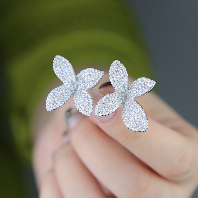 1 Piece Quantity Wholesale Jewelry Hip-Hop Flower Copper Inlay Rings