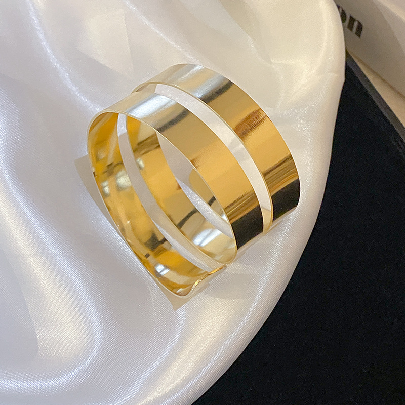 40g Weight 0.03µm Gold Plating Thickness Electroplating Gold Plating Process Copper Plated Plating Material Bangle Classification 1 Piece Quantity Party, Date Occasion Metal Material Geometric Pattern Women's Gender Elegant, Simple Style Style Plating Craft Elegant Simple Style Geometric Metal Plating Women's Bangle 29