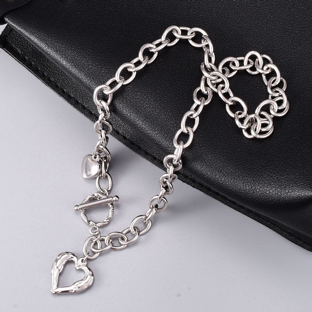 Fashion Sweater Hollow Heart-shaped Chain Short Titamium Steel Sweater Chain display picture 3
