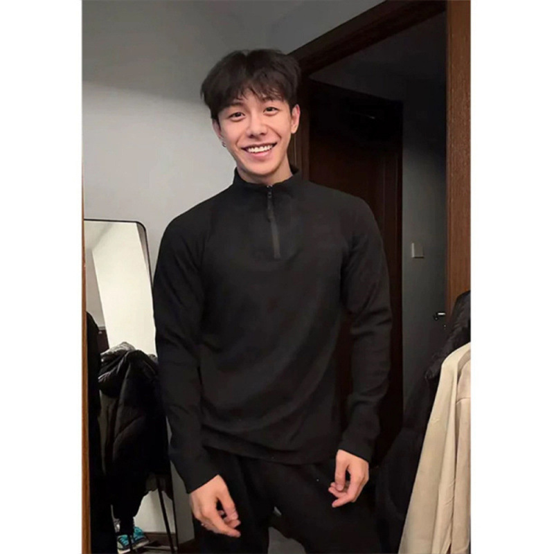 검은색