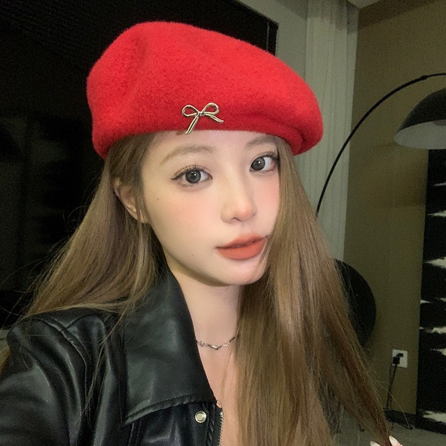 Vintage lana roja boina de invierno otoño de alta calidad arco de metal mostrando la cara gorra de niño de periódico