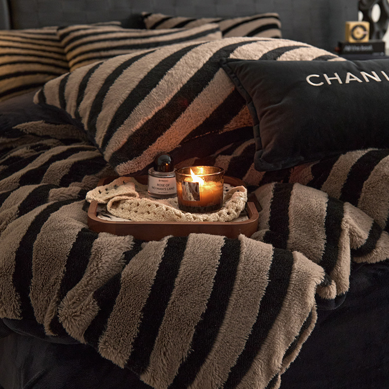 Invierno engrosado conejo cama de peluche cuatro piezas lujoso lujo ligero de alto nivel con leche de coral edredón sábanas