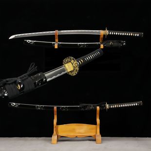 ��Ȫ�е���һ�w呴򌚄���ʿ�оӺϵ��򵶸���������ĥ����δ�_��