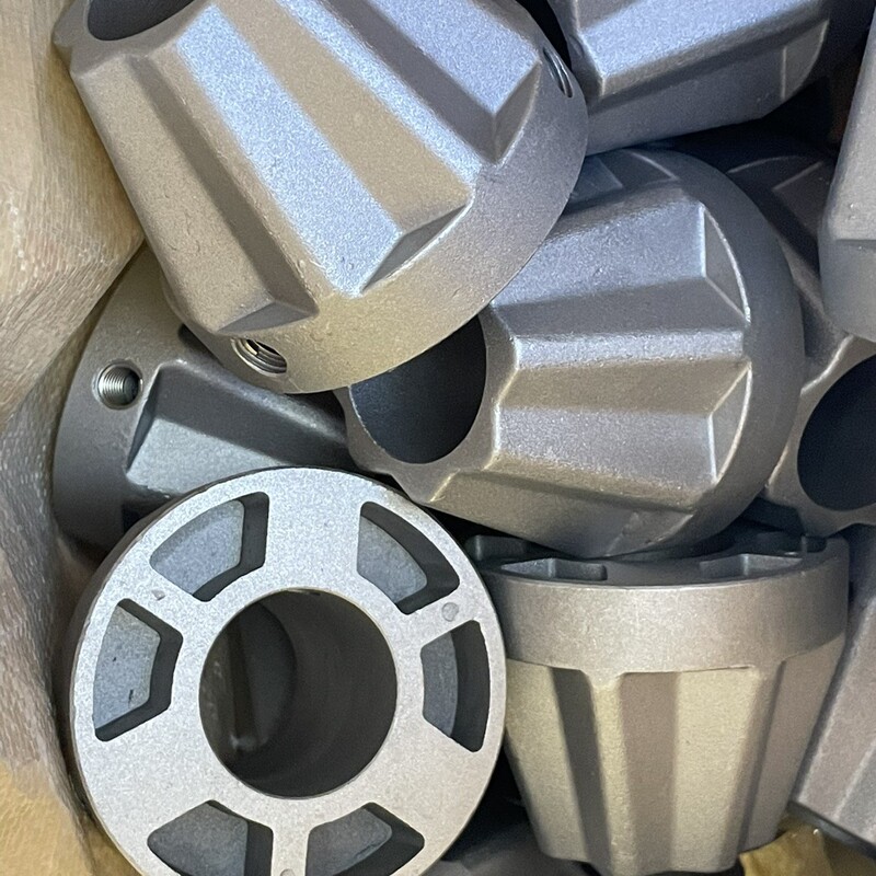 Blown Film Bag Making Machine Iron Shaft Light Roller Paper Tube Rewinding and Slitting Machine Aluminum Plug Block Wrought Iron Top Cone Top Head Cover Stuffy Head