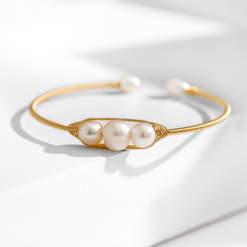 Della 2021 New Year ins fashion Design Simplicity freshwater Pearl Bracelet grace Confidante new year gift