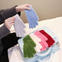 純色保温ニット手袋女子学生かわいいオフィススポーツ冬のベルベットは防寒ミンクの毛手袋に乗る