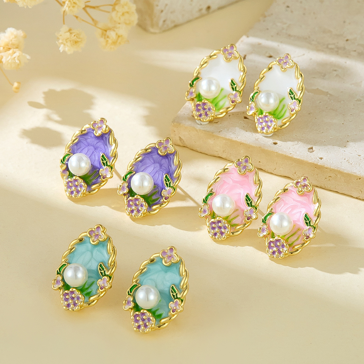 Pendientes ovalados de pintura al óleo con incrustaciones de perlas de estilo francés, pendientes de flores de esmalte de color exquisito de nicho de alta gama de verano