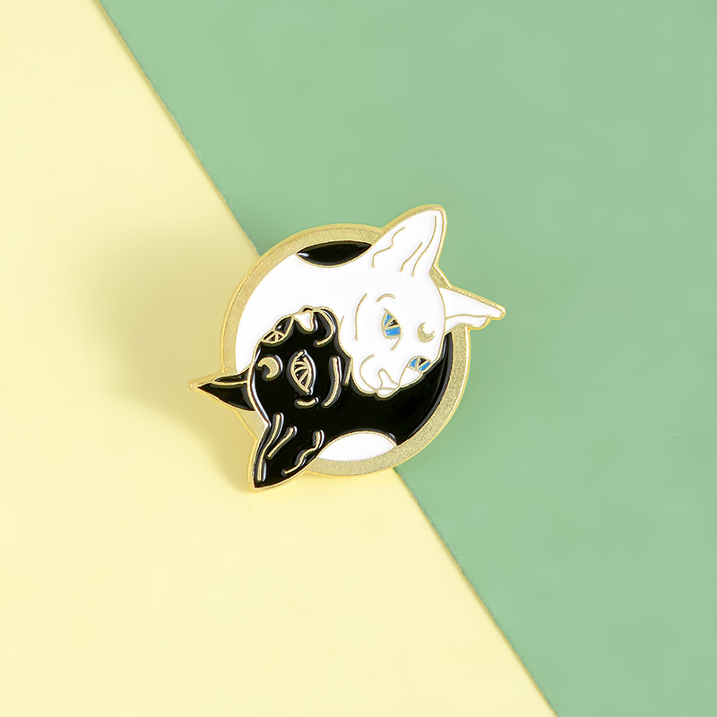 Cute Animal Alloy Stoving Varnish Unisex Brooches display picture 2