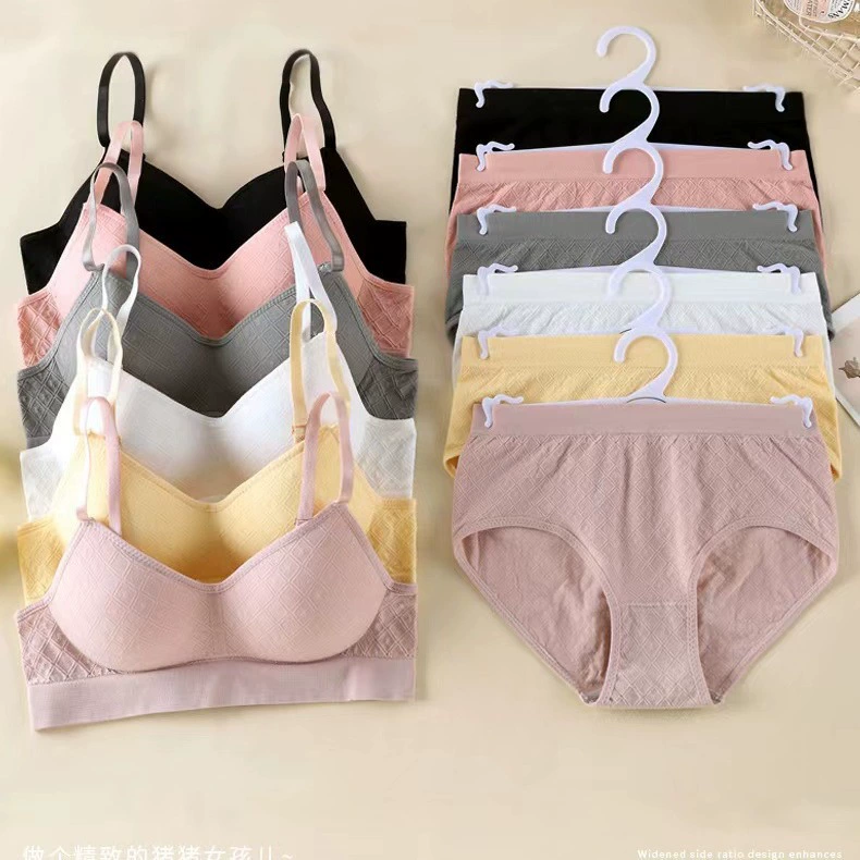 Беспроводной фиксированный трехмерный ватный диск на бретельках для девочек, три ряда, три пуговицы, Универсальный однотонный бюстгальтер пуш-ап, костюм, нижнее белье