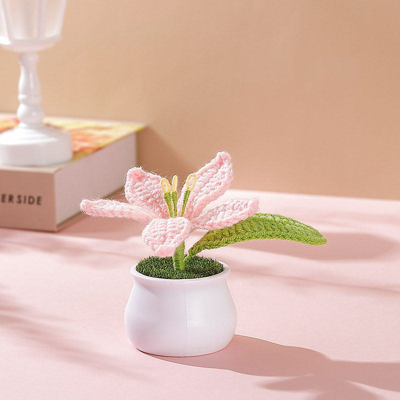 Terminado pequeña olla tejida a mano girasol lirio escritorio coche pequeña decoración regalo de cumpleaños regalo de graduación