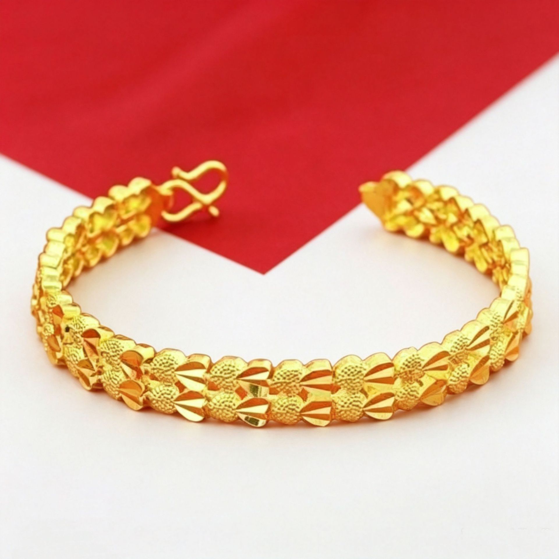 [Accepting Dropshipping] Double-Row Small Fish Bracelet Made of Vietnamese Sand Gold for Women, High-End and Long-Lasting, Perfect Gift for Wife, Girlfriend, or Best Friend