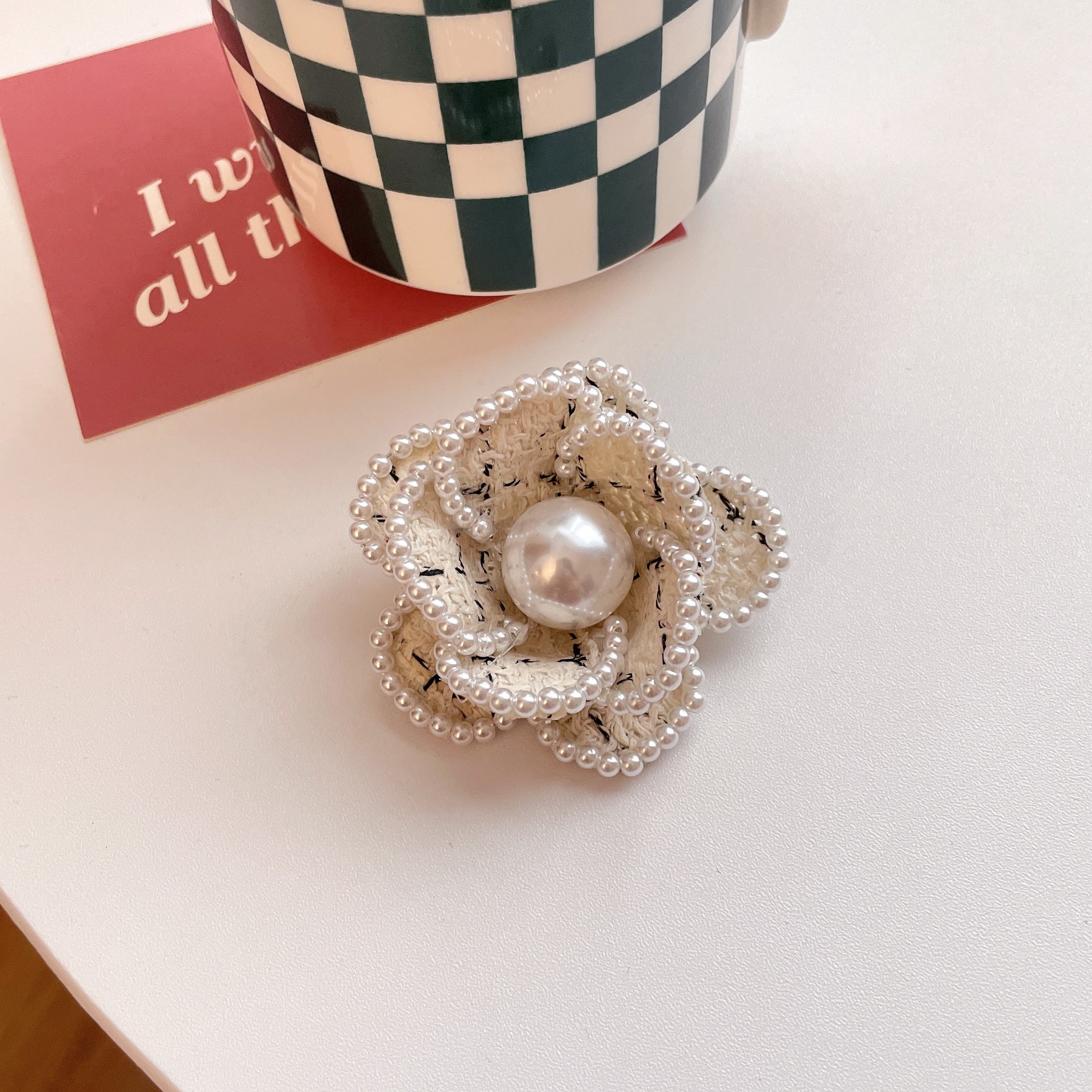 Fashion Flower Imitation Pearl Handmade Women's Brooches display picture 3