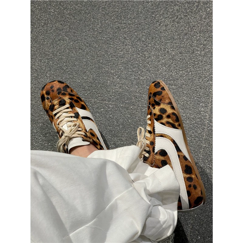 2025 новая модель оптом, разработка, импортный конский волос, американский ретро леопардовый принт, квадратный носок, немецкие тренировочные кроссовки, женские повседневные спортивные
