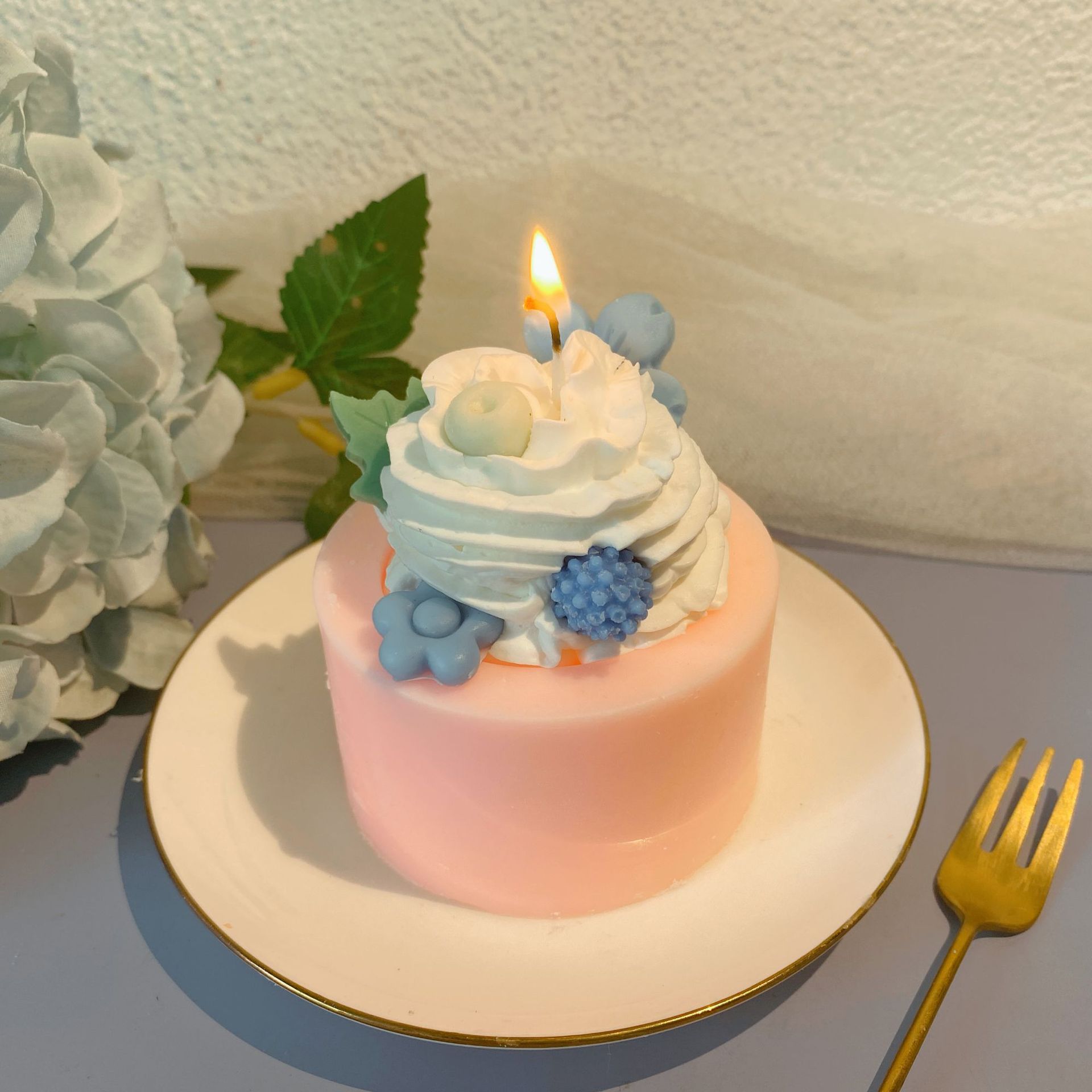 INS crema pastel de fresa aromaterapia vela galleta cumpleaños nicho avanzado regalo creativo romántico dormitorio caja de regalo