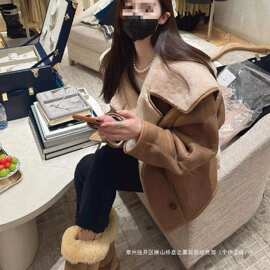 冬季复古简约皮毛一体加厚外套女浅咖色羊羔毛韩系大翻领夹克上衣