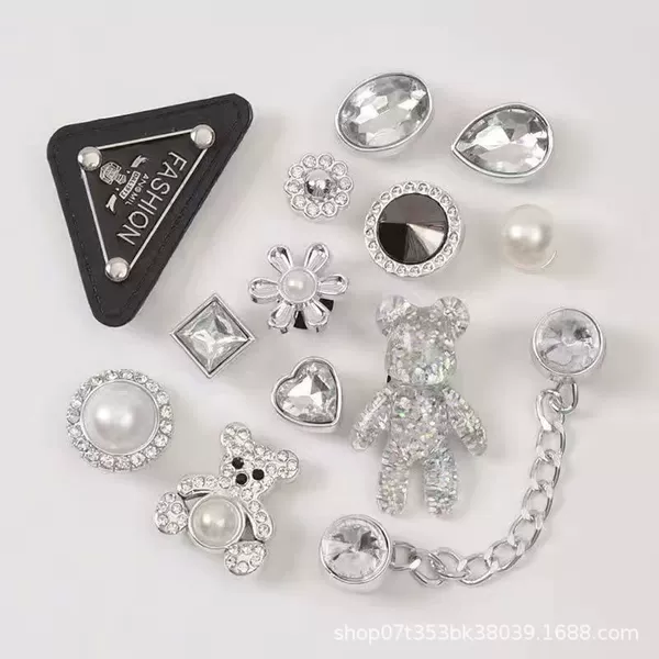 Triangle mark-single shot accessories