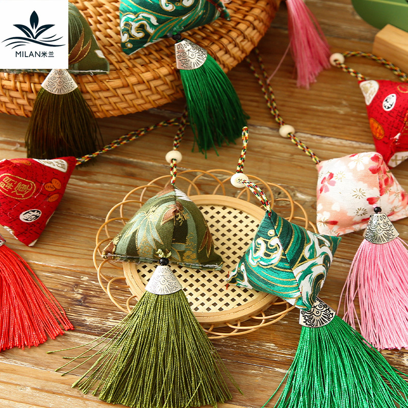 Festival del Bote del Dragón Albóndigas de arroz de colores Colgante de bolsitas de ajenjo Nuevo bolso de la suerte chino Paquete de material de bricolaje hecho a mano Colgante de ramo de ajenjo