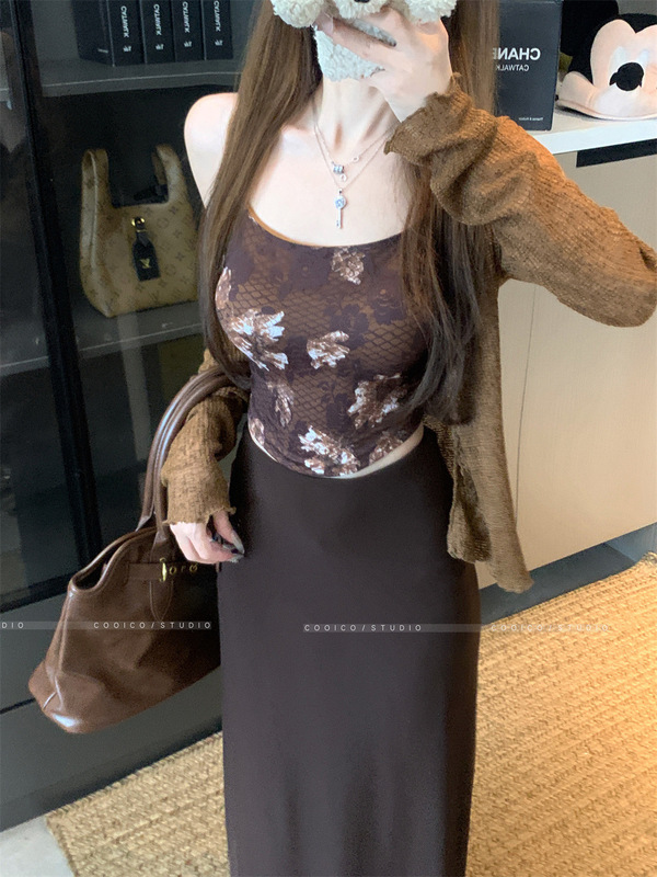 适美2025秋季复古薄款开衫外套内搭碎花吊带女装高腰半身裙三件套|undefined