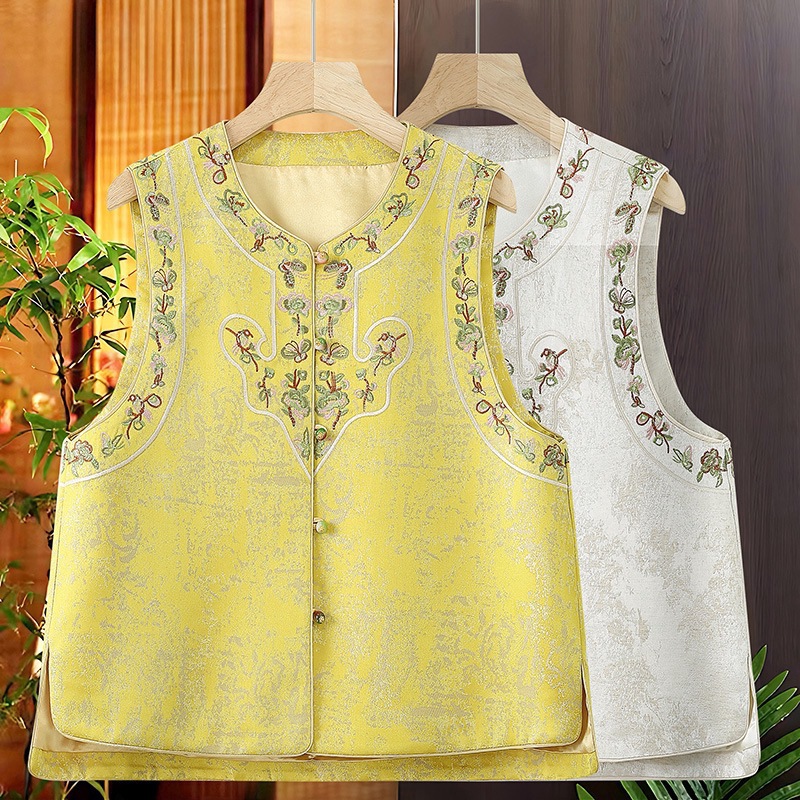 Heavy Embroidery Vest Jacket for Women 2025 Spring/Summer New Style with Vintage Chinese Style Buttons