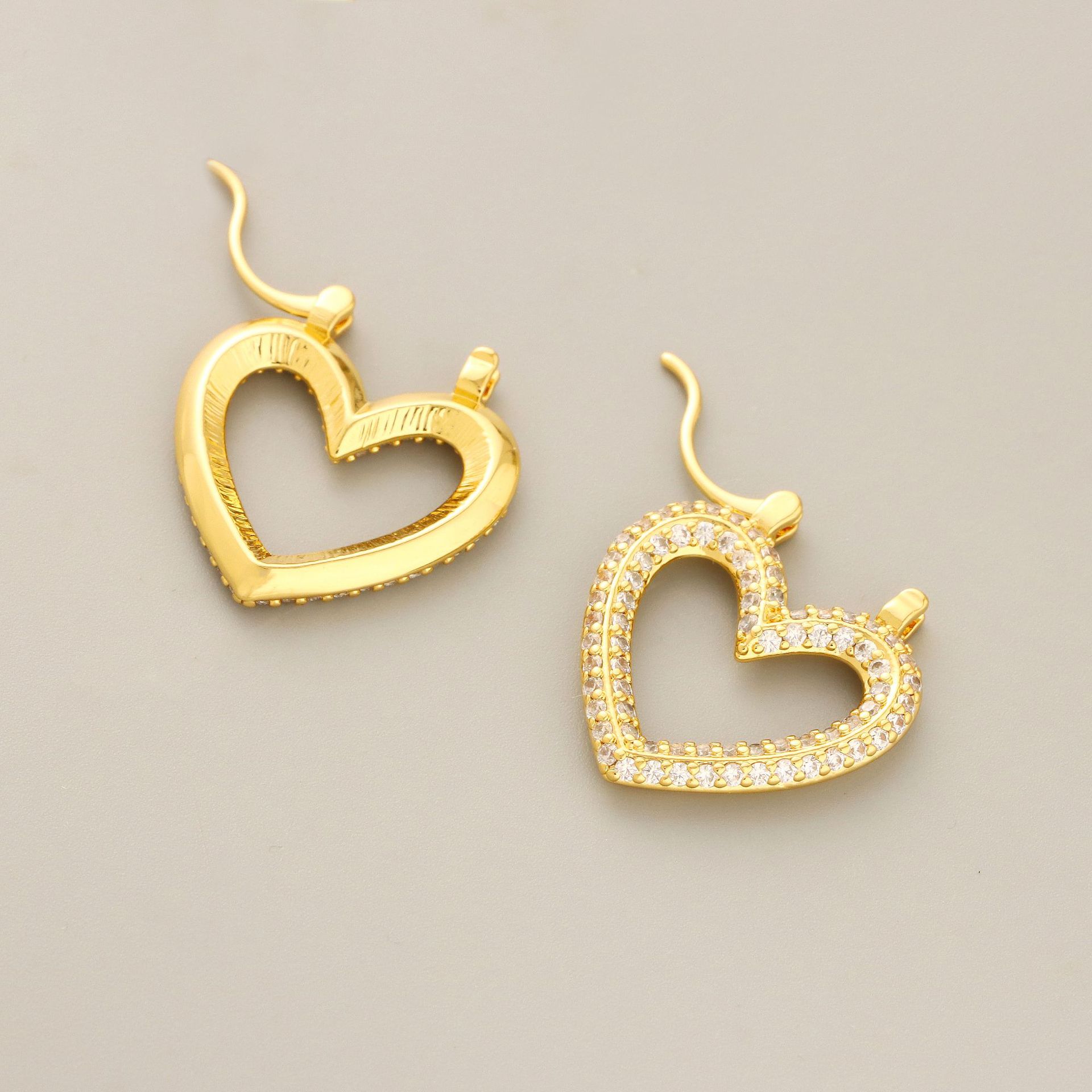 Fashion Heart Shape Copper Gold Plated Hollow Out Rhinestones Drop Earrings 1 Pair