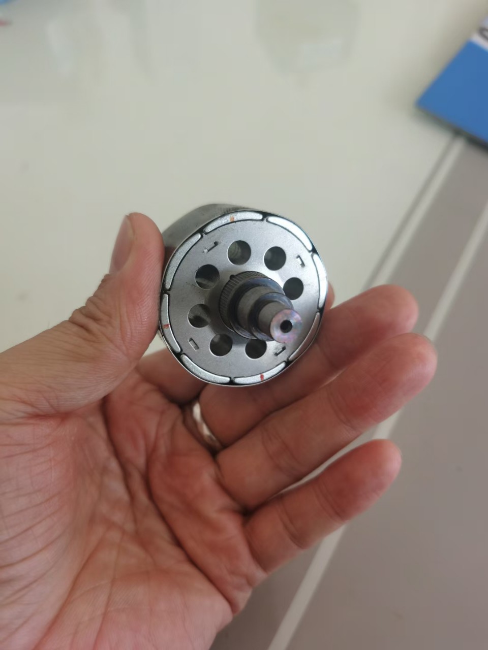 厂家有刷直流D型轴微型电机小马达钕铁硼强磁磁瓦，海尔贝克磁组