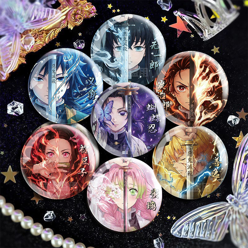 Demon Slayer Japanese Anime Sword-Wielding Pose Anime Merchandise Badge Student Gift Tinplate Badge for Women