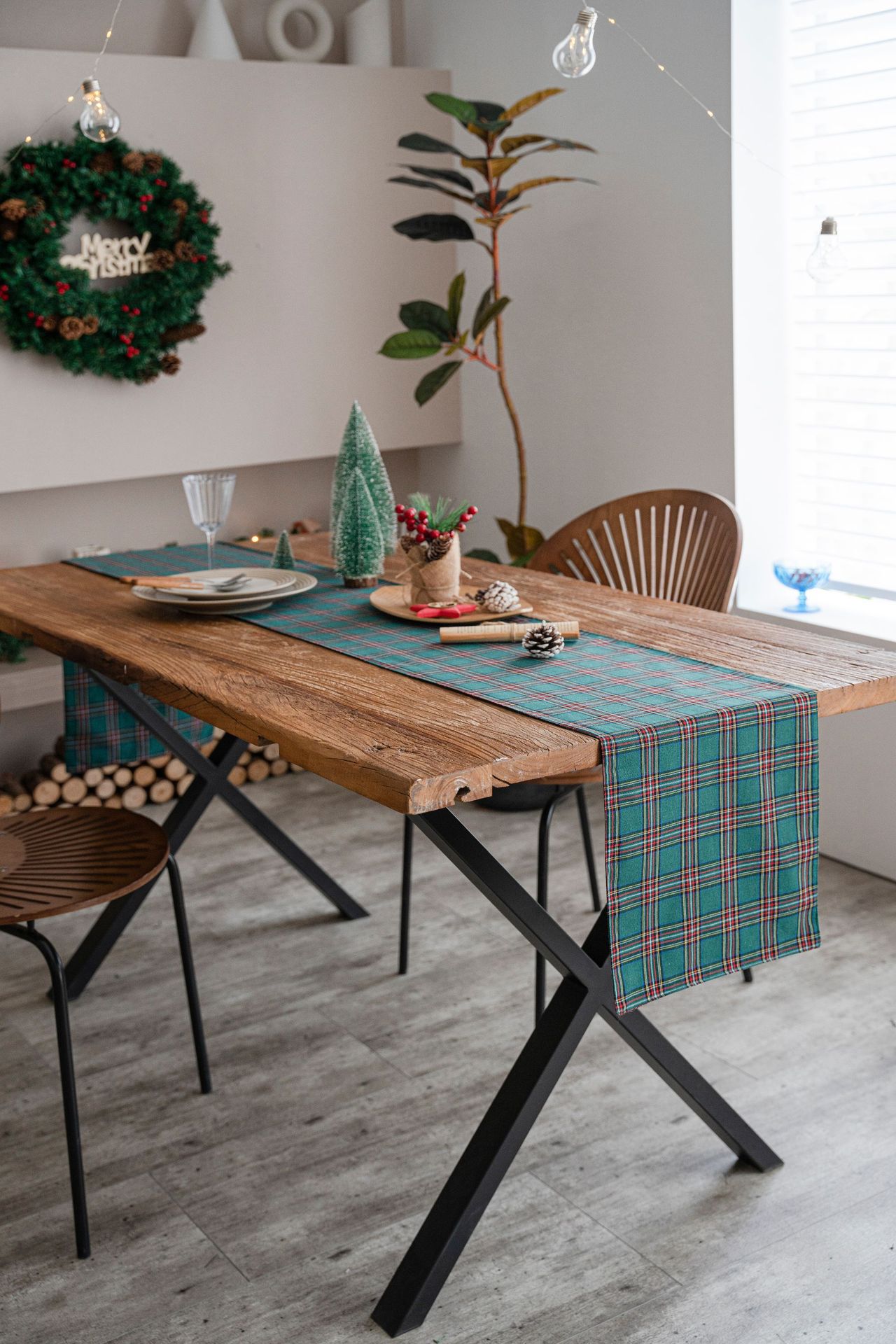 夹心格墨绿桌旗