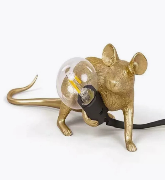 Lámpara de ratón creativa nórdica transfronteriza sala de estar comedor dormitorio tienda de ropa de resina de protección de ojos personalidad decoración de lámpara de escritorio
